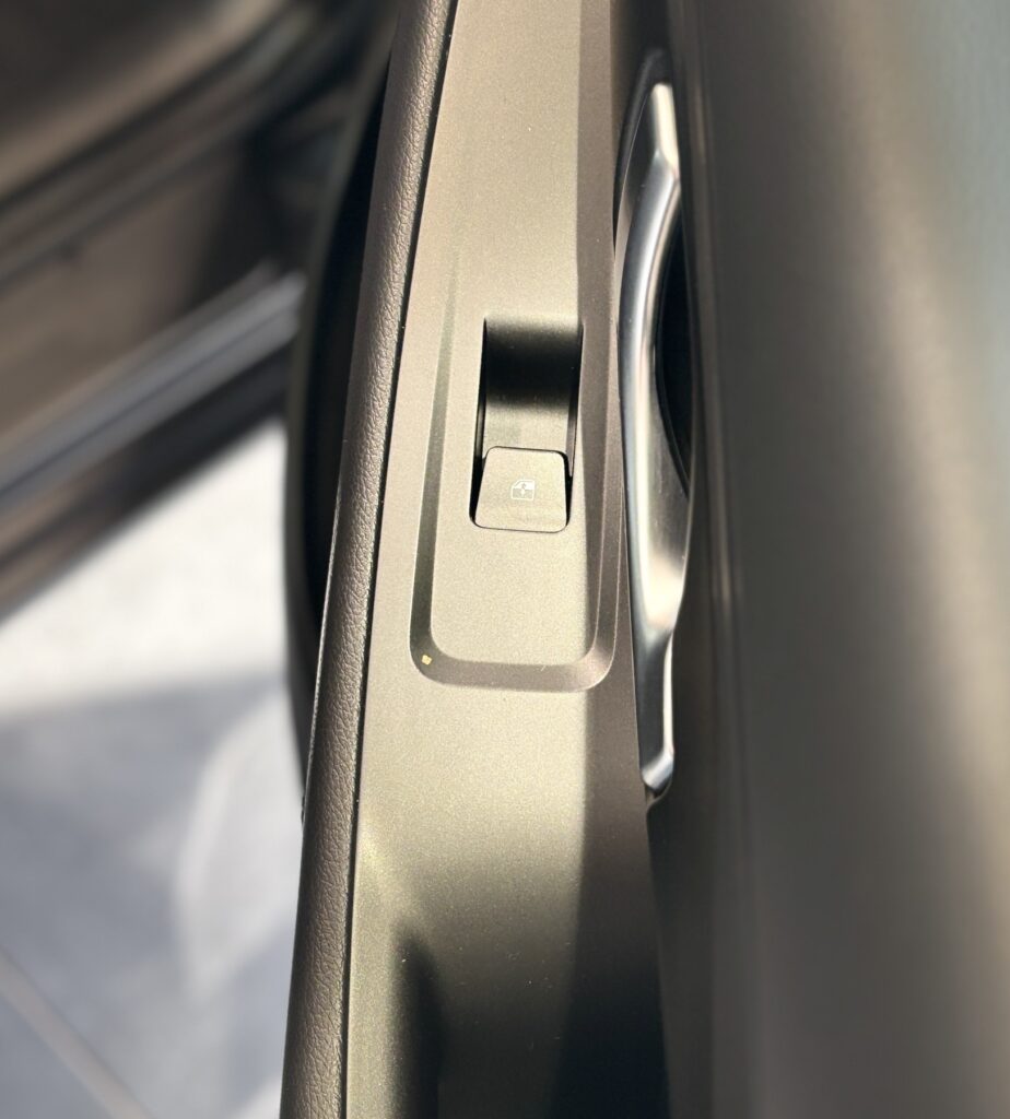 HYUNDAI i30 Exposé-Bild 37