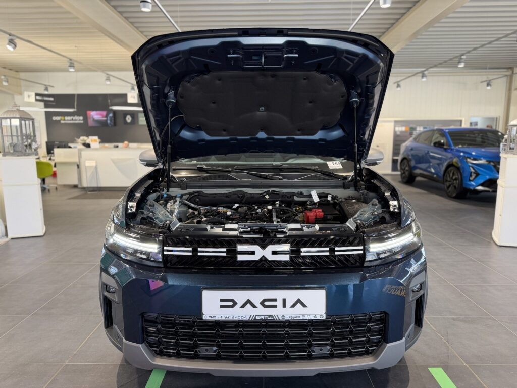 Dacia Bigster Exposé-Bild 3