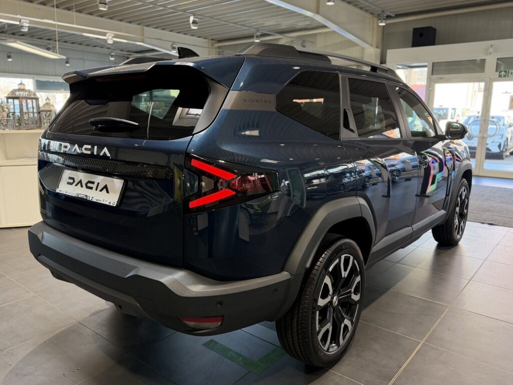 Dacia Bigster Exposé-Bild 9