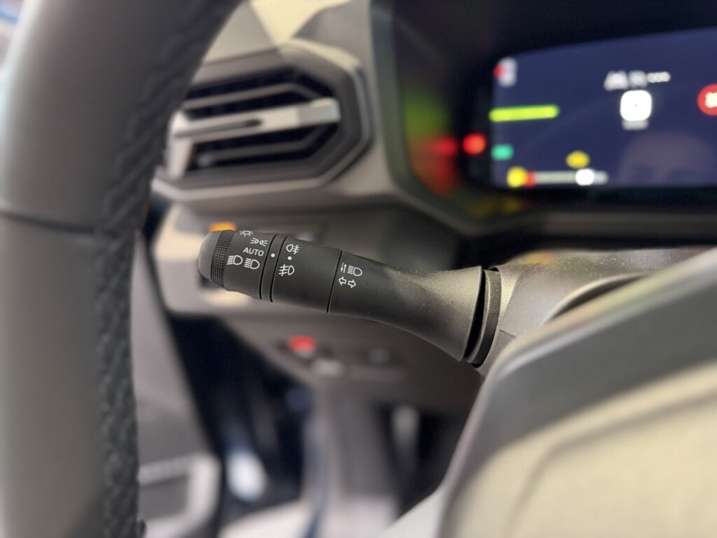 Dacia Bigster Exposé-Bild 22