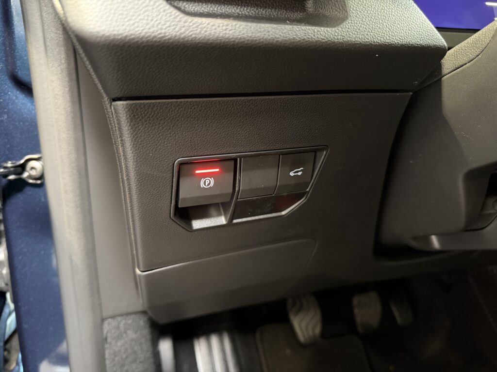 Dacia Bigster Exposé-Bild 24