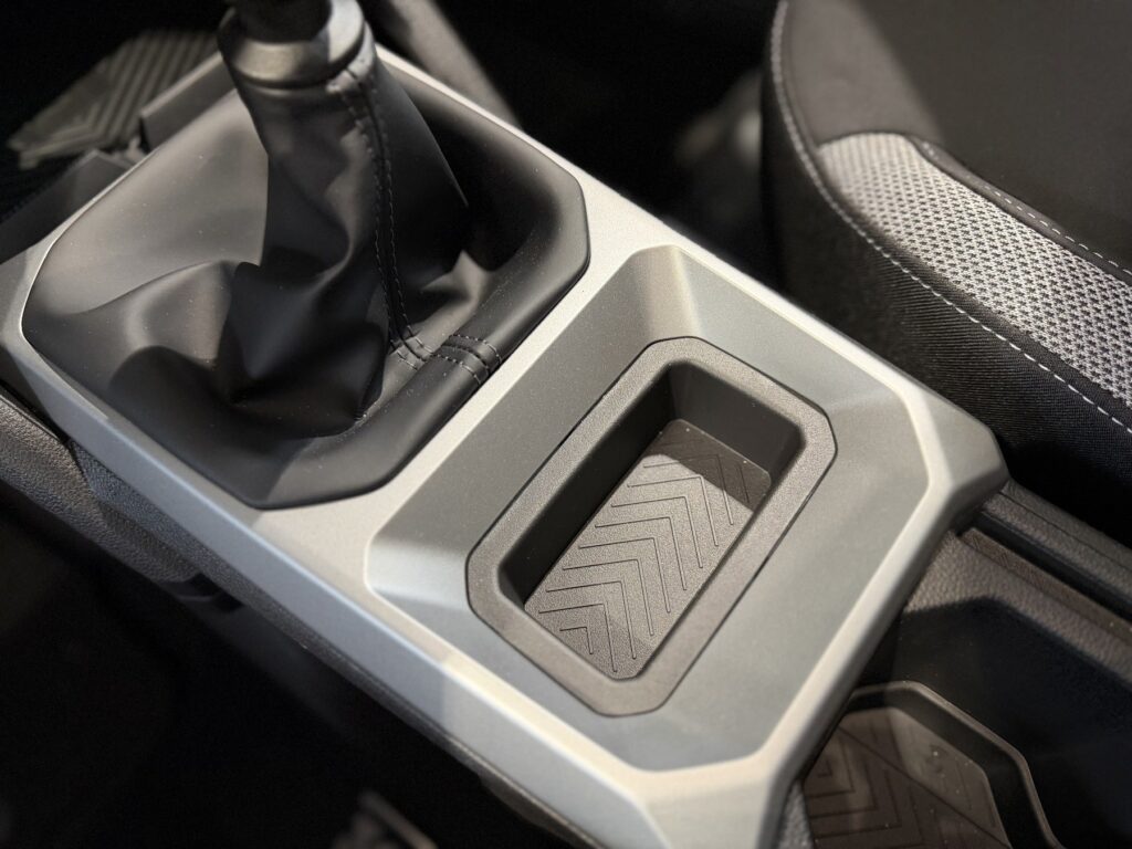 Dacia Bigster Exposé-Bild 31