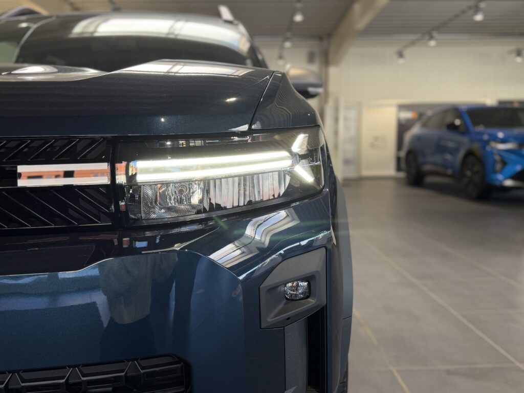 Dacia Bigster Exposé-Bild 39