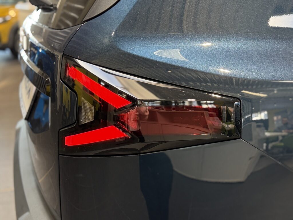 Dacia Bigster Exposé-Bild 44