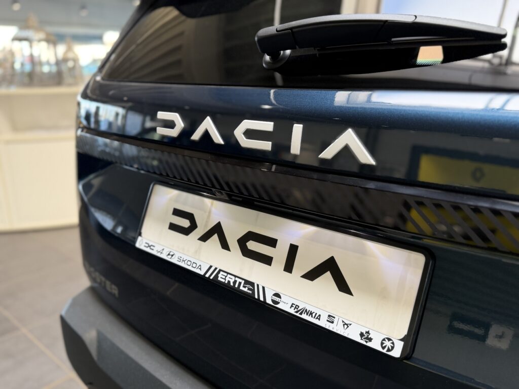 Dacia Bigster Exposé-Bild 46