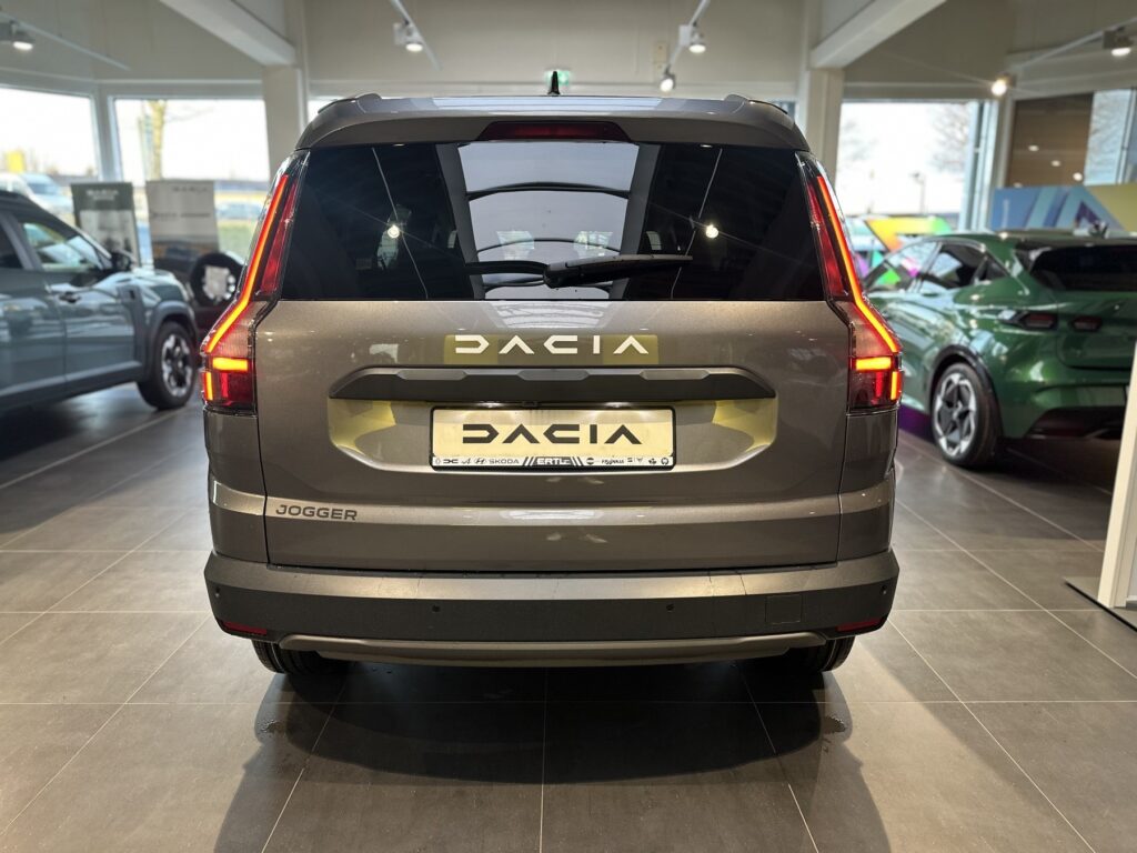 Dacia Jogger Exposé-Bild 12