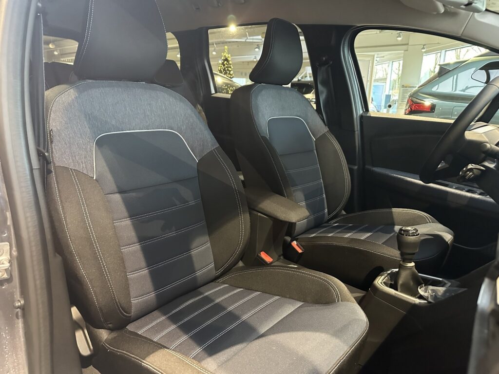 Dacia Jogger Exposé-Bild 23