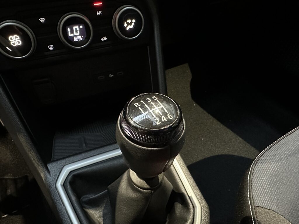 Dacia Jogger Exposé-Bild 46