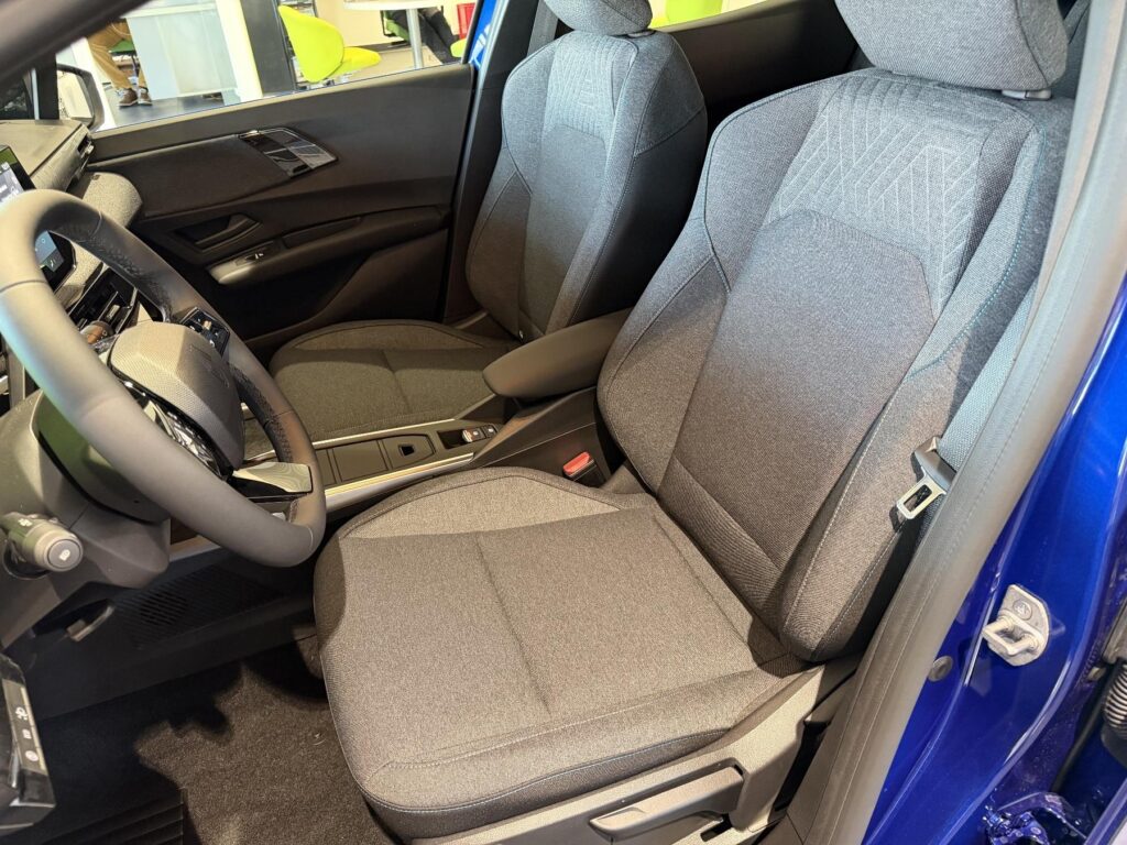 Renault Clio Exposé-Bild 13