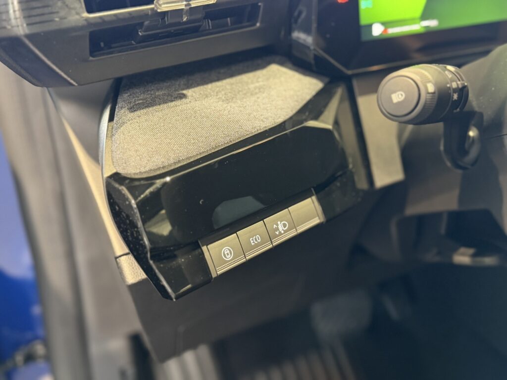 Renault Clio Exposé-Bild 20