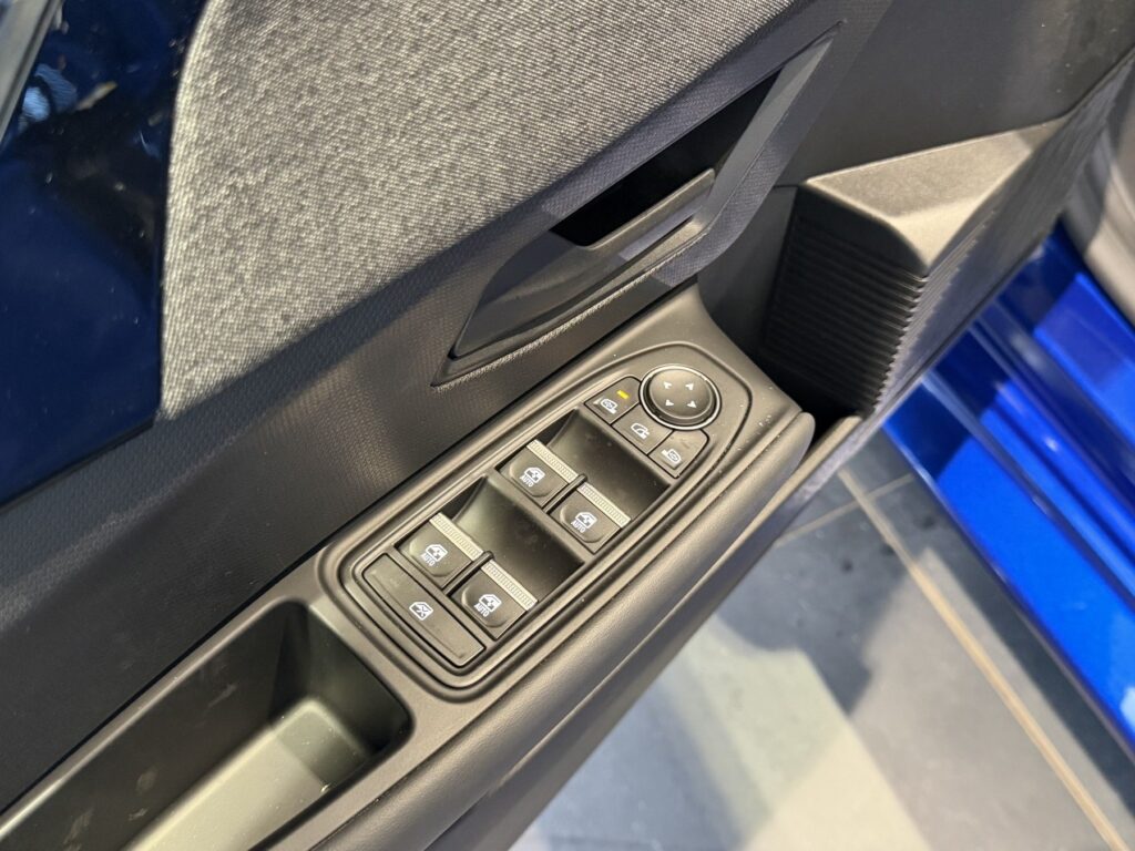 Renault Clio Exposé-Bild 21