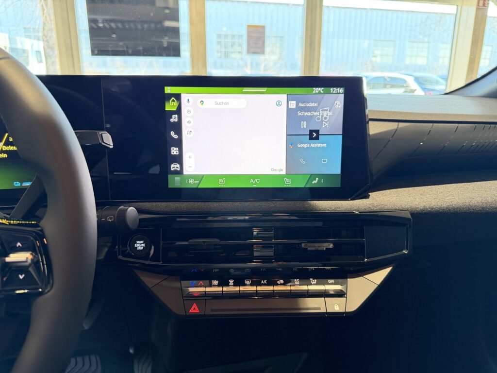 Renault Clio Exposé-Bild 22