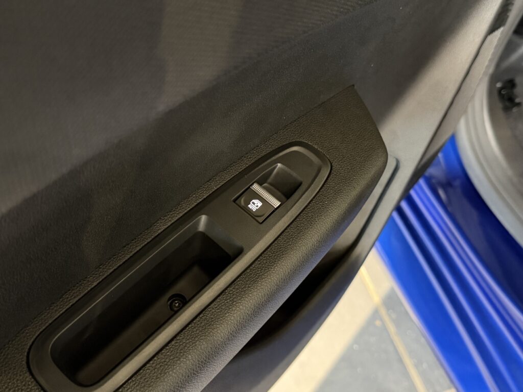 Renault Clio Exposé-Bild 35