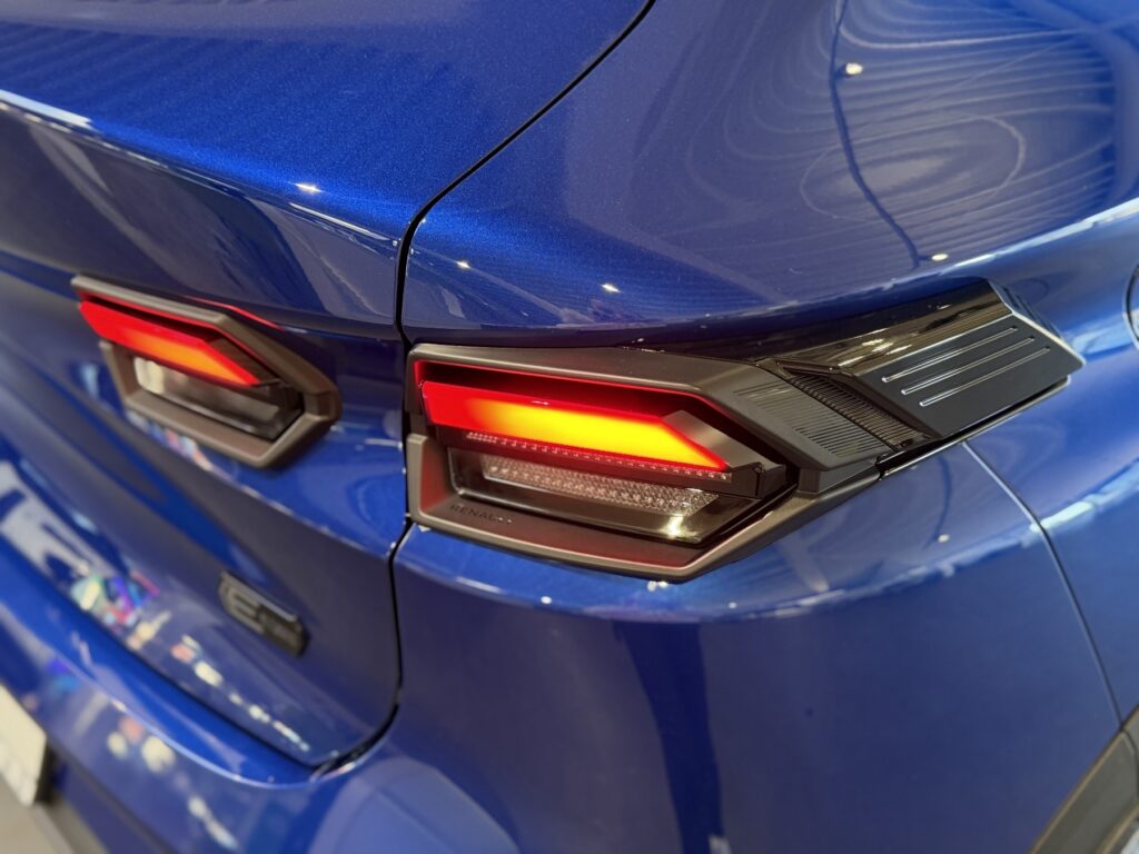 Renault Clio Exposé-Bild 42