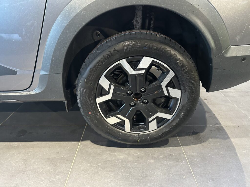 Dacia Jogger Exposé-Bild 18