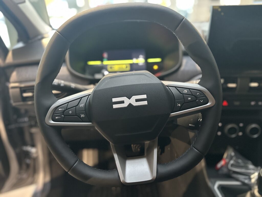 Dacia Jogger Exposé-Bild 33