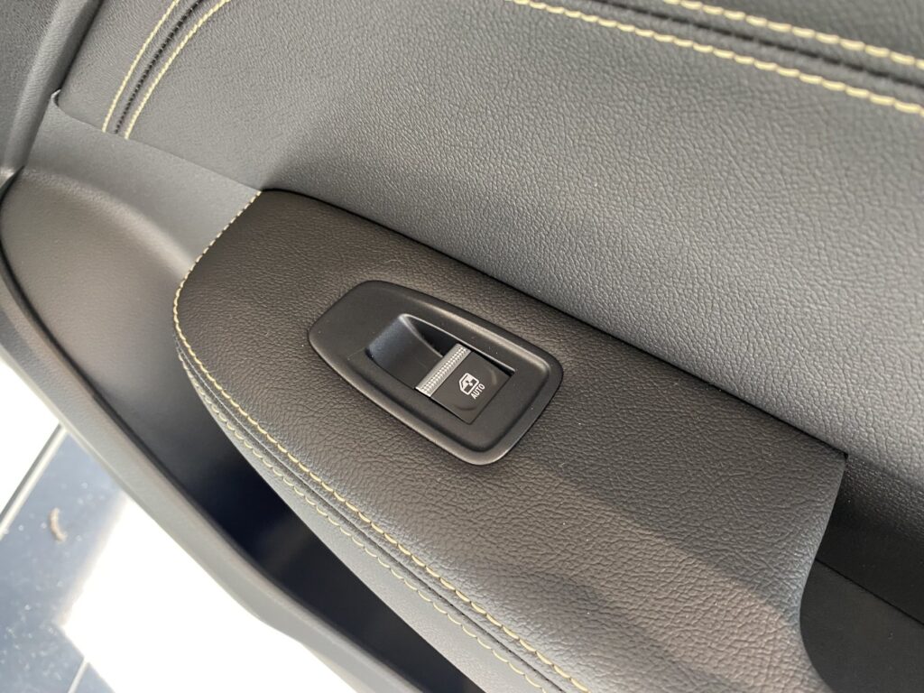 Renault Arkana Exposé-Bild 8