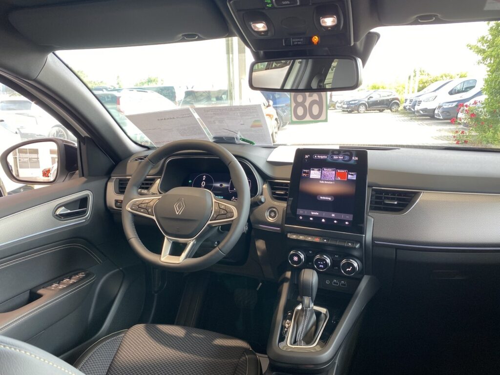 Renault Arkana Exposé-Bild 13