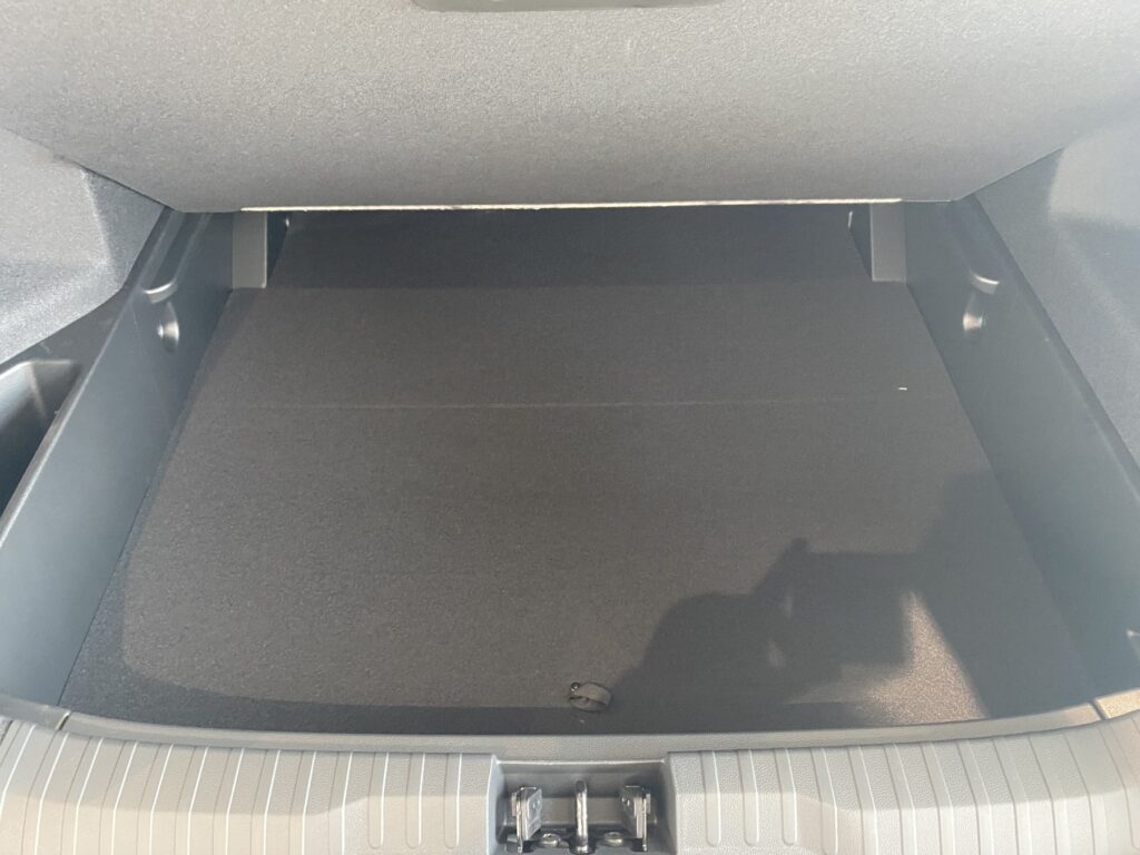 Renault Arkana Exposé-Bild 20