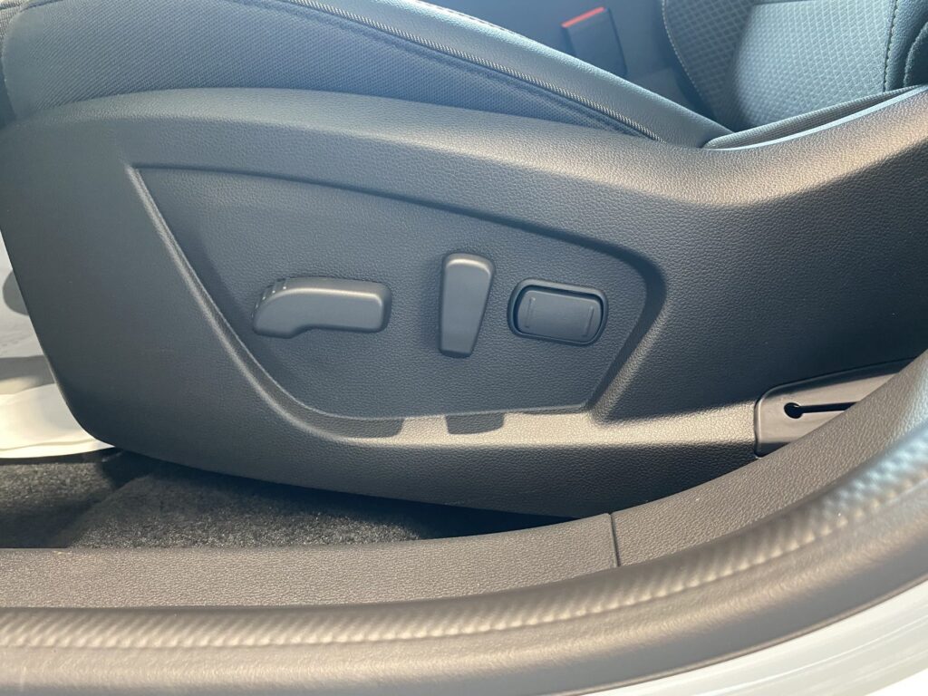 Renault Arkana Exposé-Bild 25