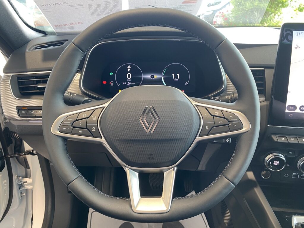 Renault Arkana Exposé-Bild 27