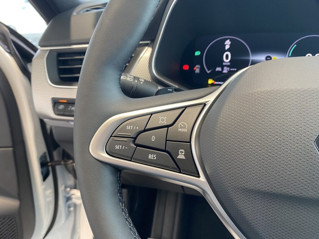 Renault Arkana Exposé-Bild 29