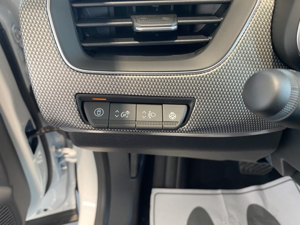 Renault Arkana Exposé-Bild 39