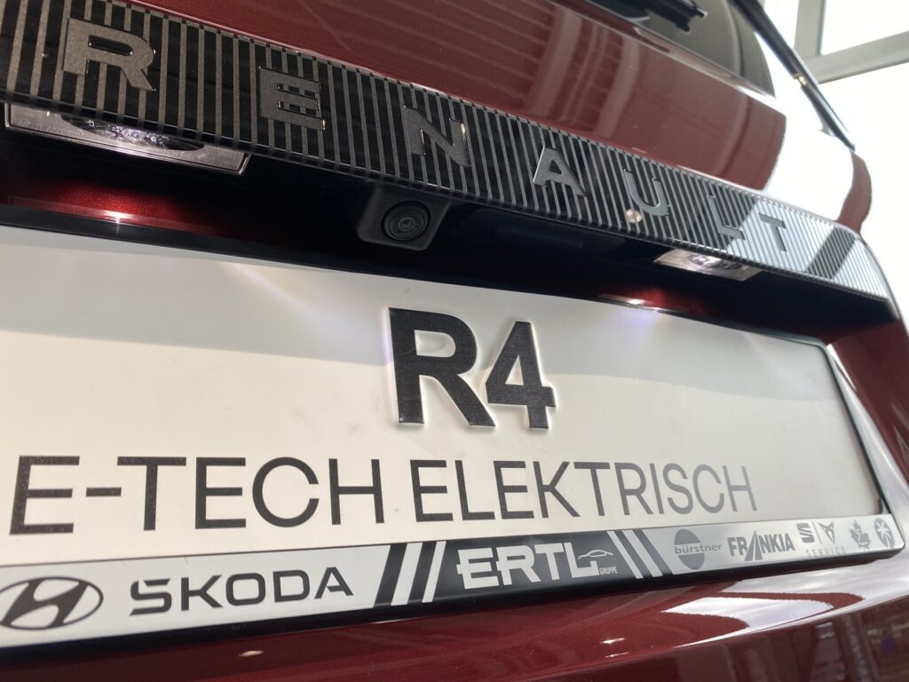 Renault R 4 Exposé-Bild 16