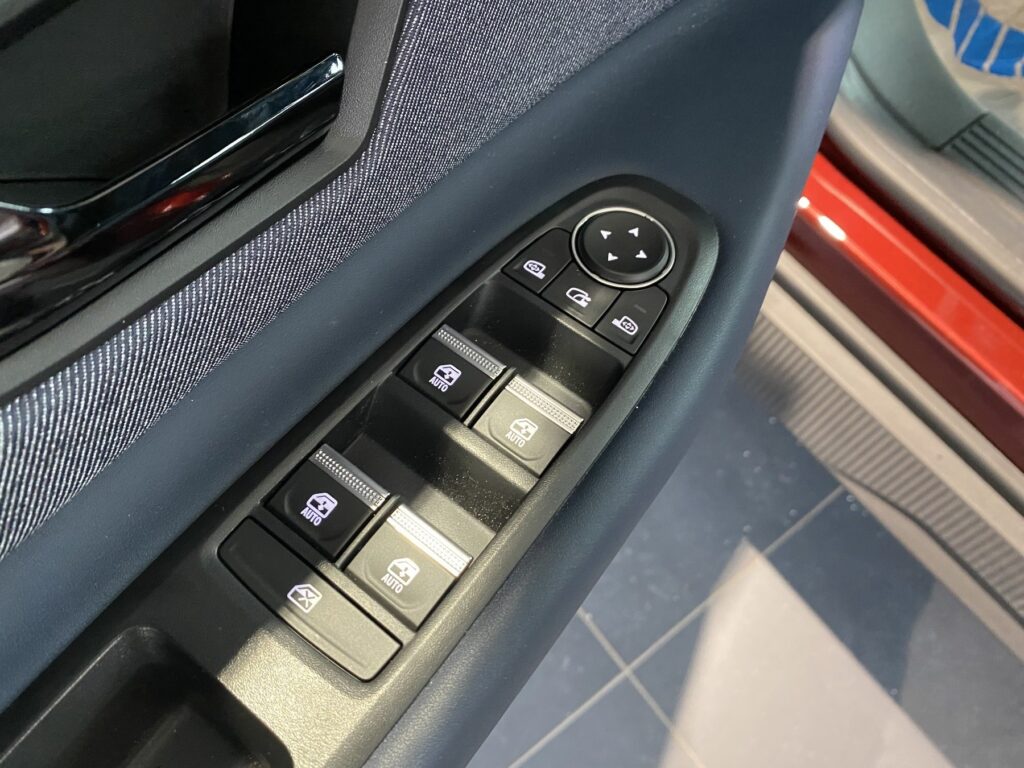 Renault R 4 Exposé-Bild 25