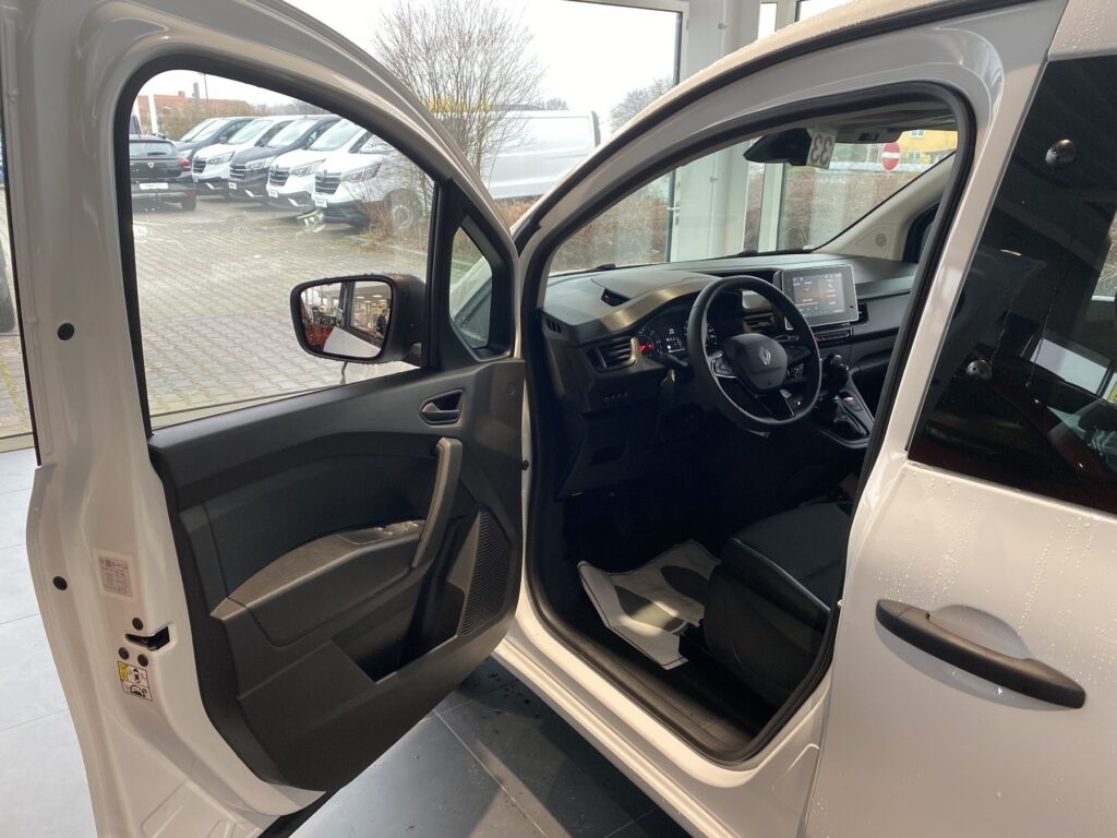 Renault Kangoo Exposé-Bild 18