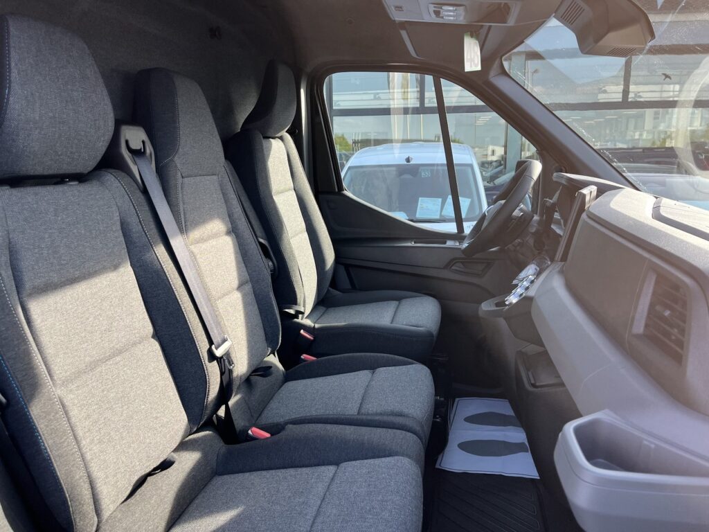 Renault Master Exposé-Bild 7