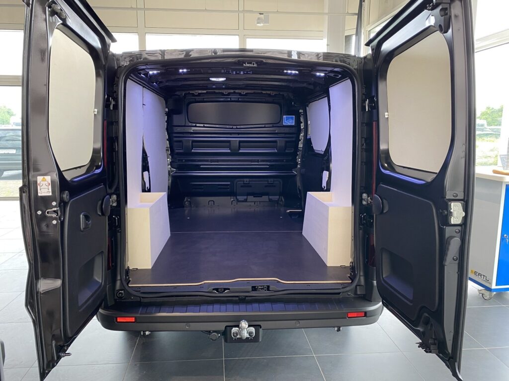 Renault Trafic Exposé-Bild 15