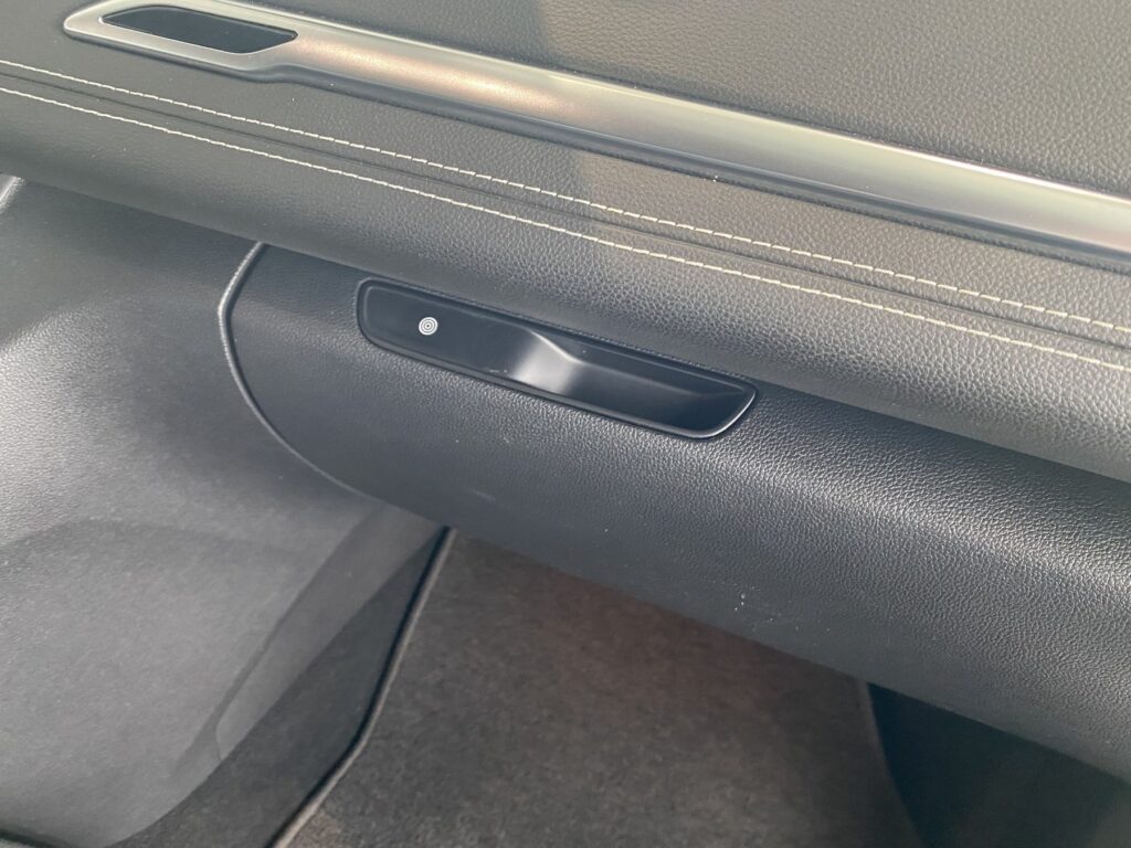 Renault Scenic Exposé-Bild 7