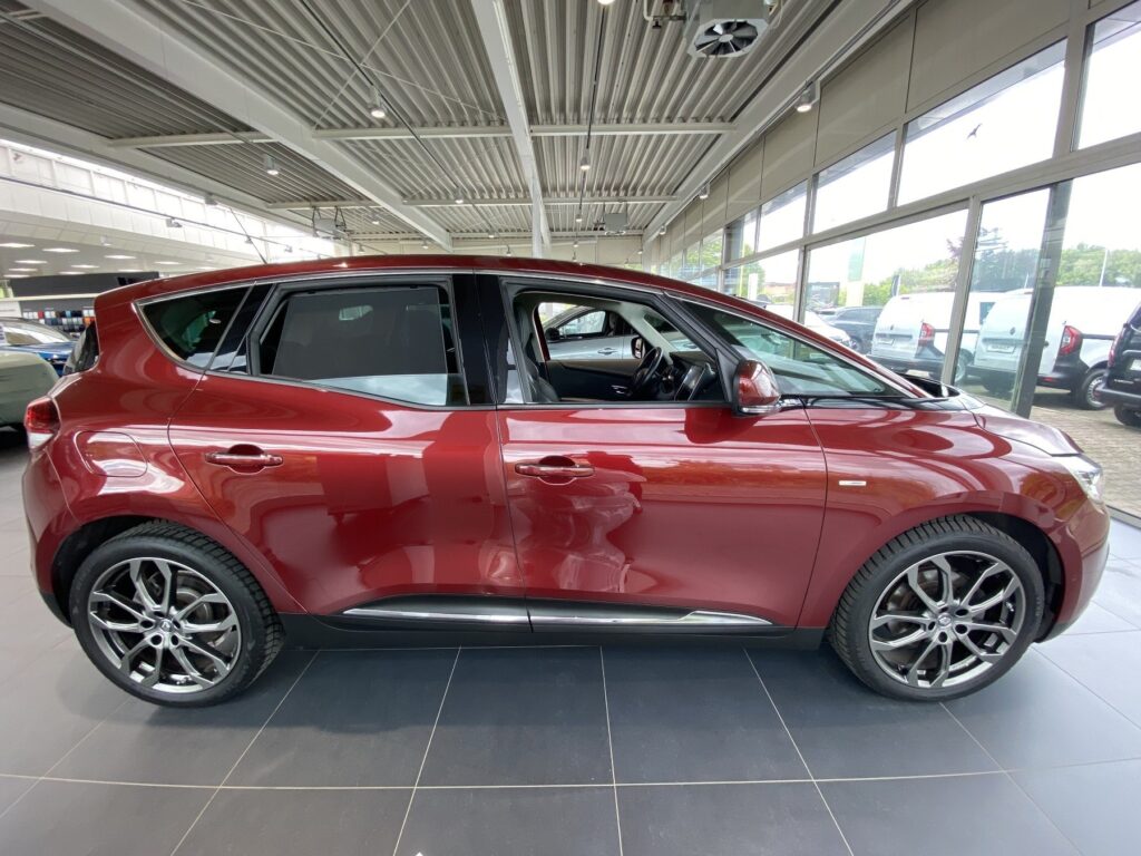 Renault Scenic Exposé-Bild 4