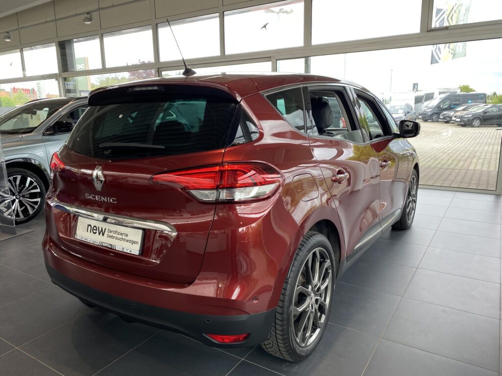 Renault Scenic Exposé-Bild 14