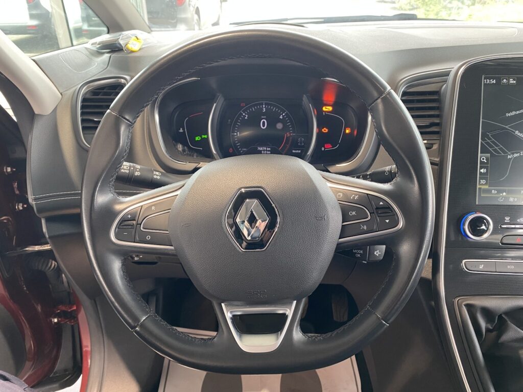 Renault Scenic Exposé-Bild 22