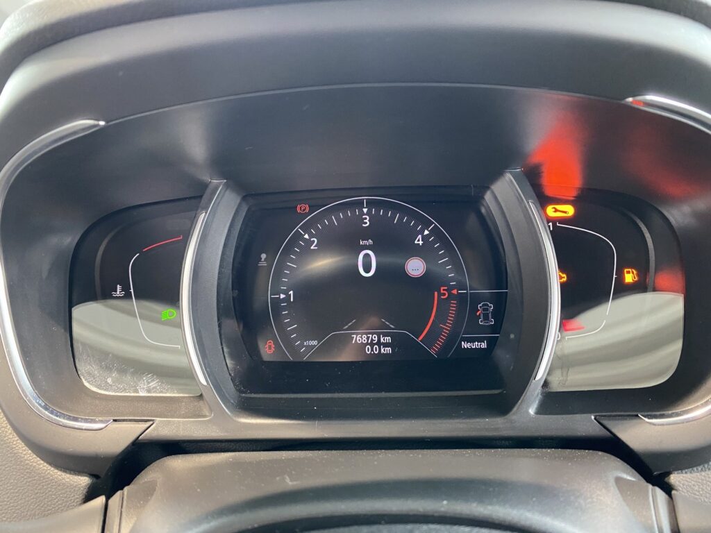 Renault Scenic Exposé-Bild 25