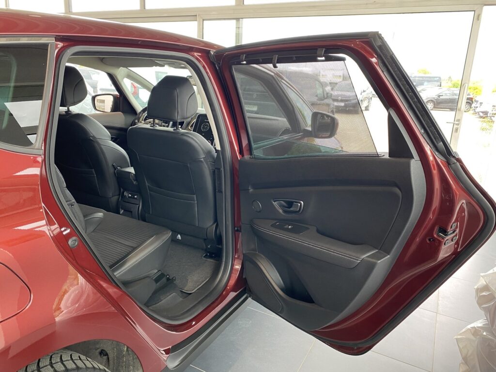 Renault Scenic Exposé-Bild 9