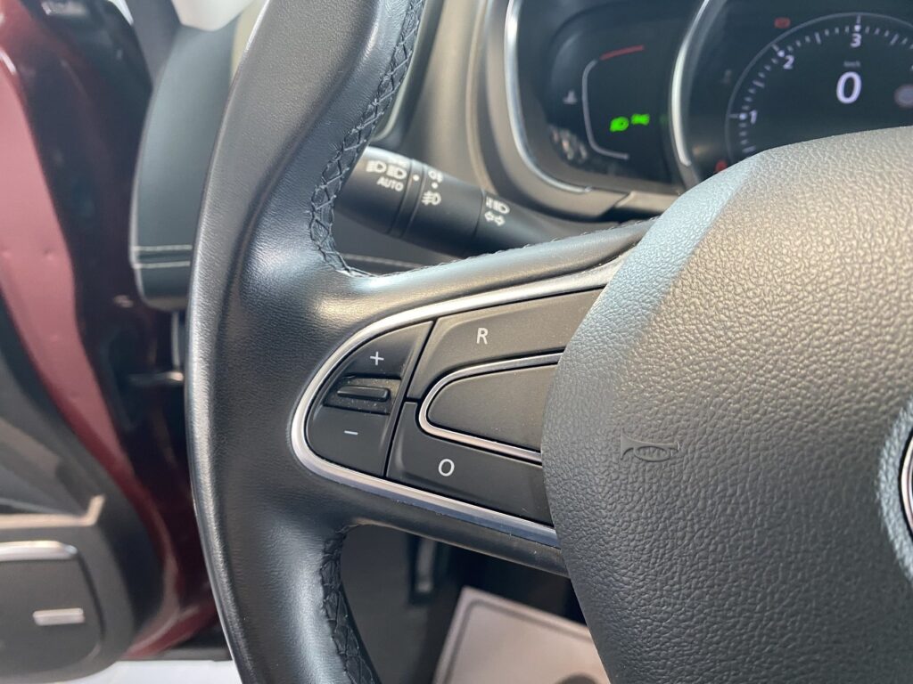 Renault Scenic Exposé-Bild 24