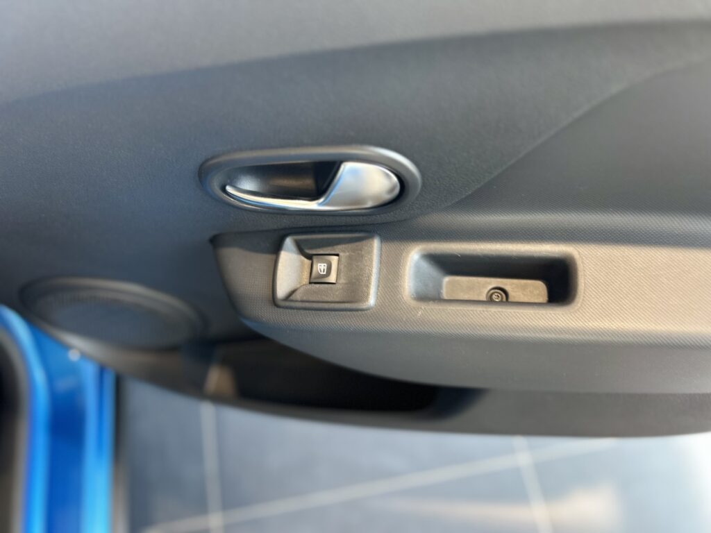 Dacia Sandero Exposé-Bild 7
