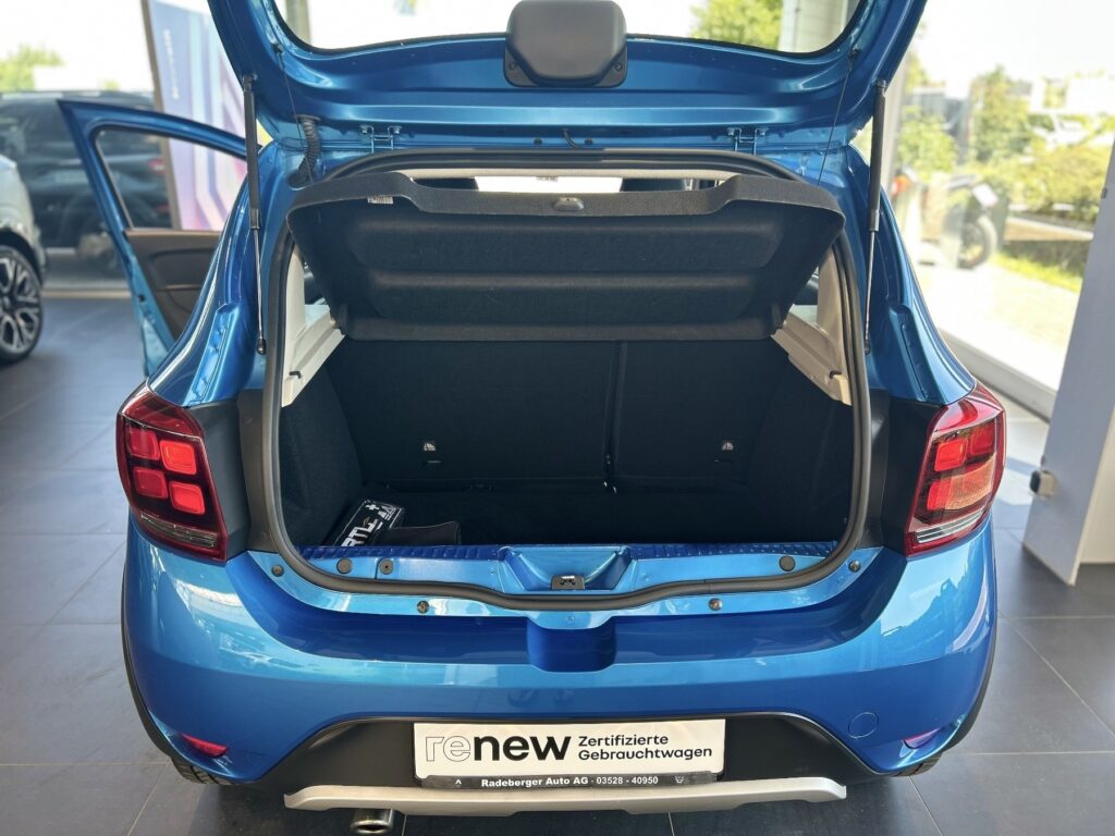 Dacia Sandero Exposé-Bild 22