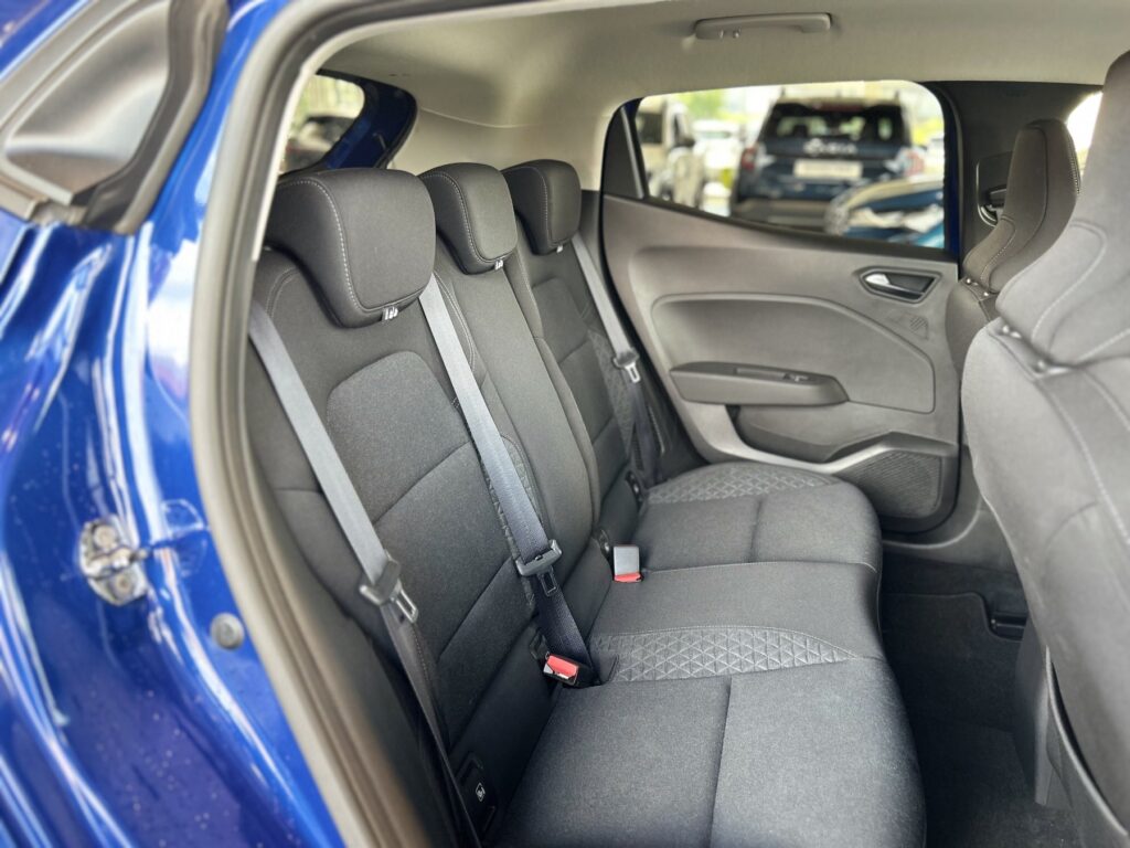 Renault Clio Exposé-Bild 8