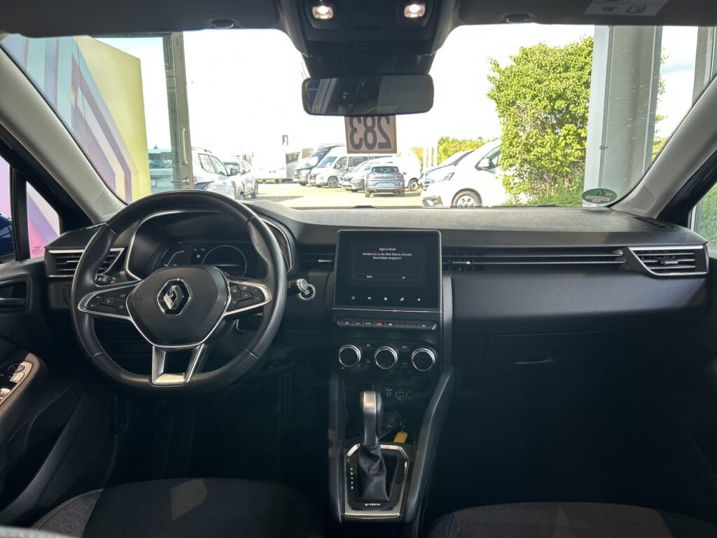 Renault Clio Exposé-Bild 10