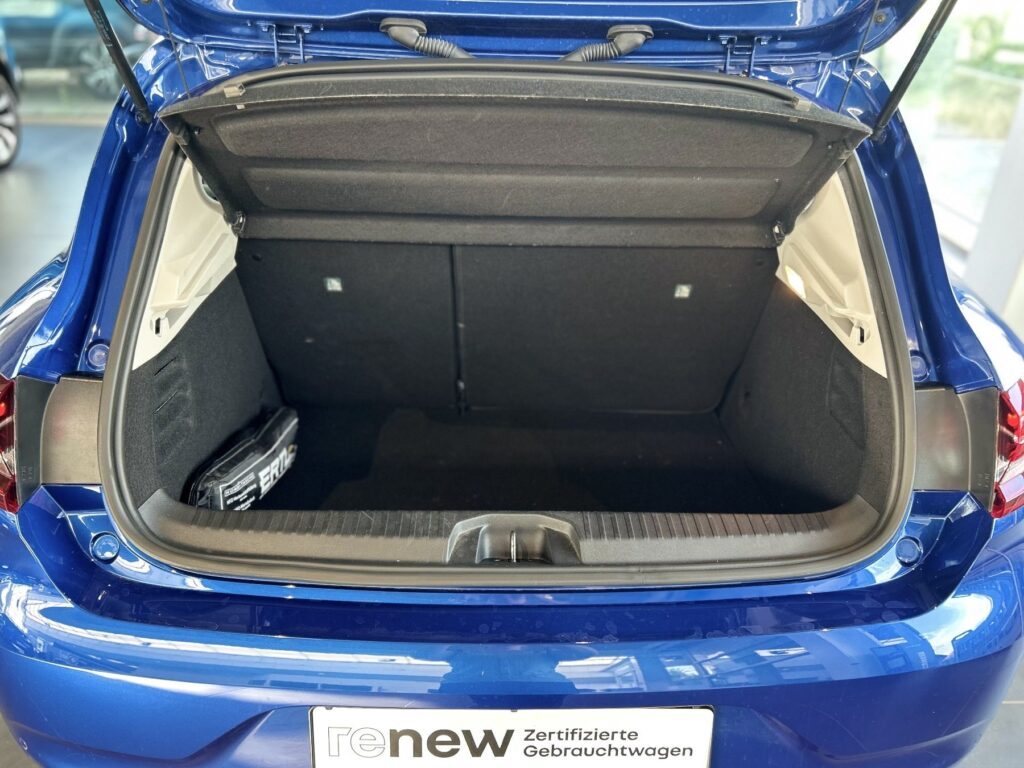 Renault Clio Exposé-Bild 14