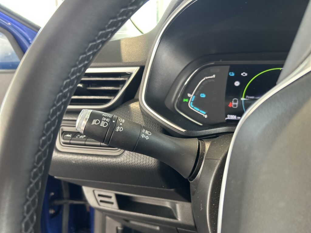 Renault Clio Exposé-Bild 24