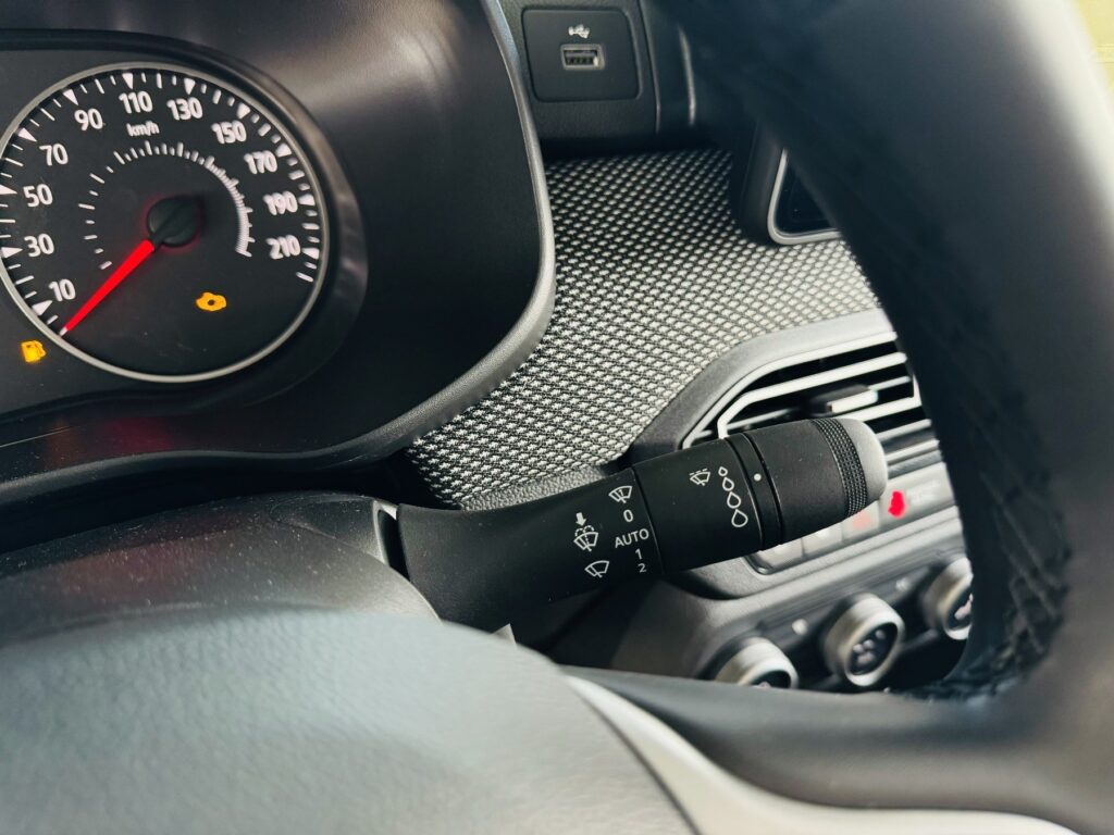Dacia Logan Exposé-Bild 21