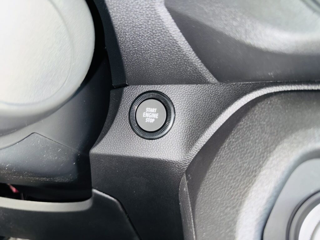 Dacia Logan Exposé-Bild 22