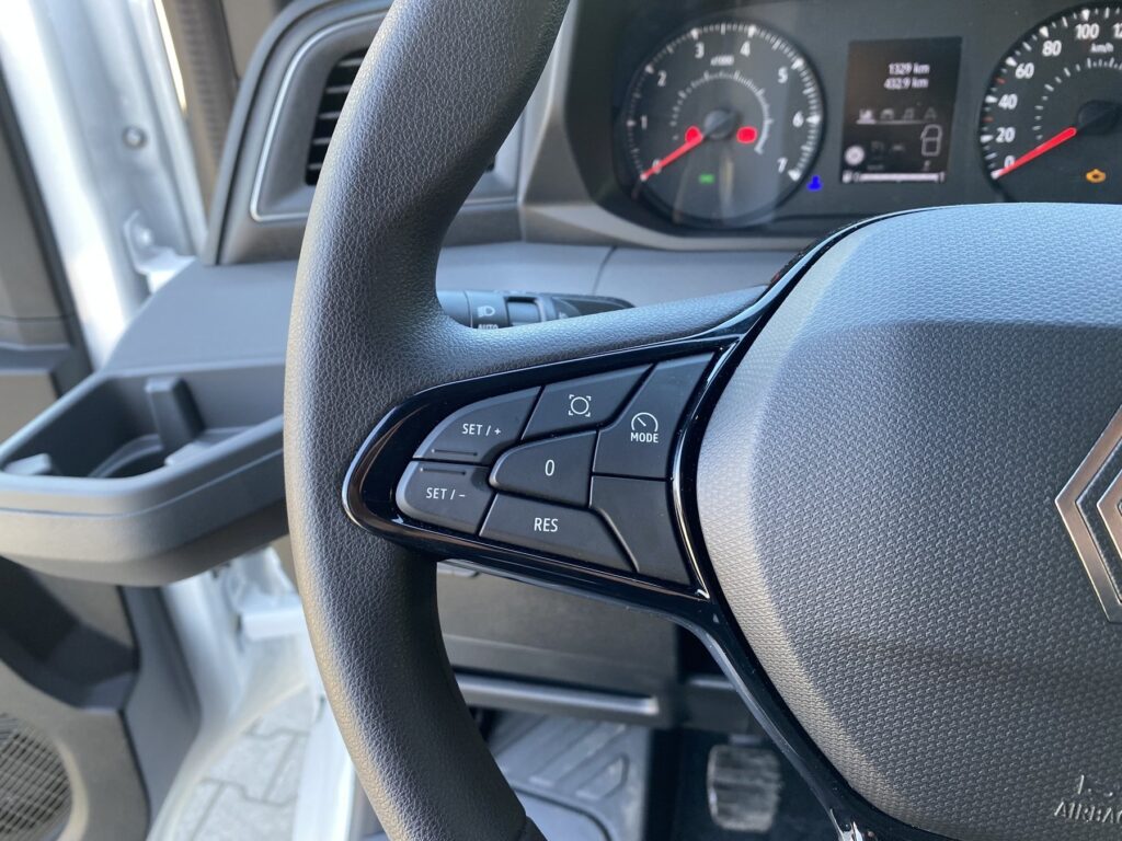 Renault Master Exposé-Bild 19