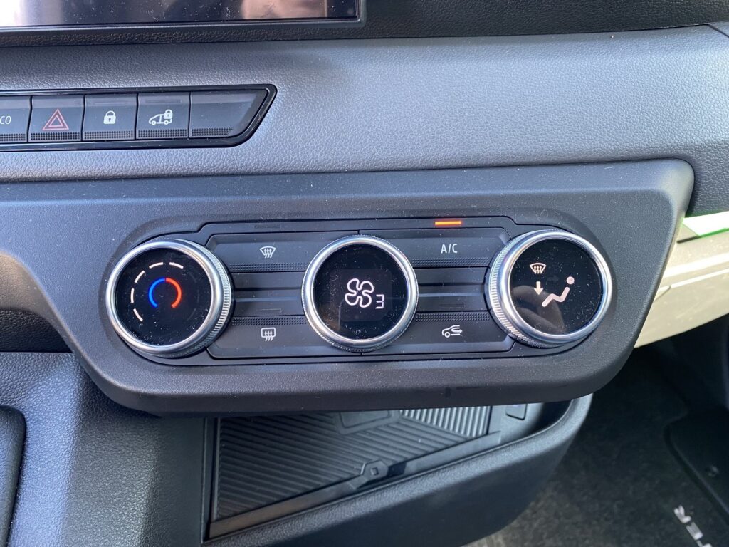 Renault Master Exposé-Bild 24