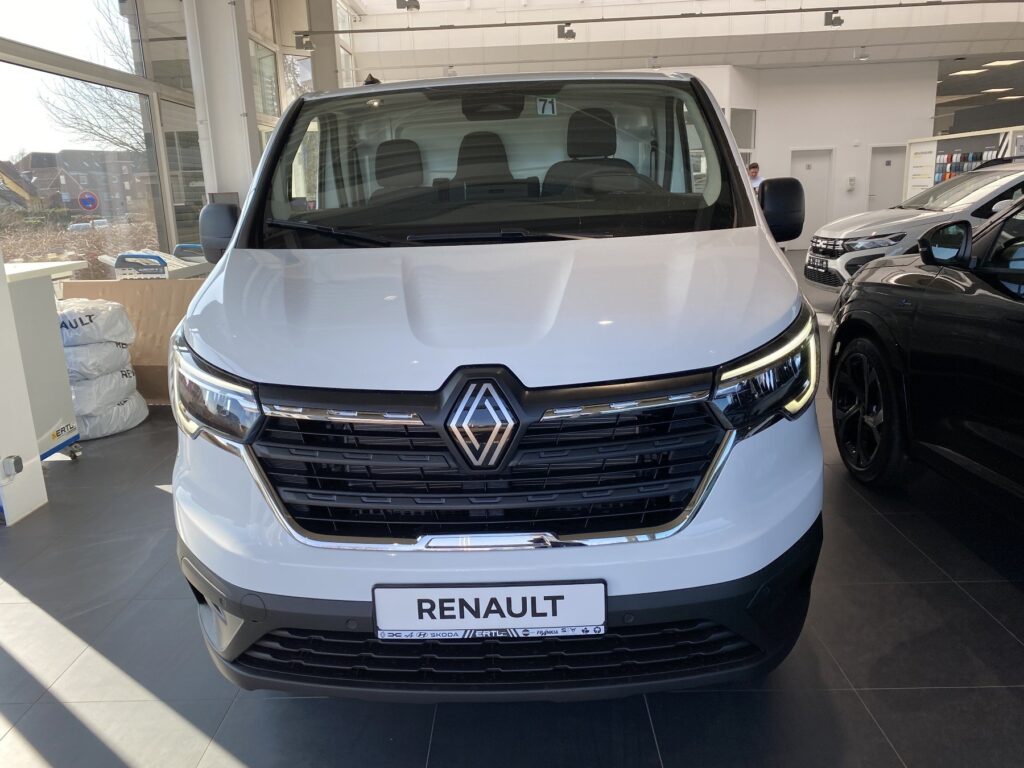 Renault Trafic Exposé-Bild 2